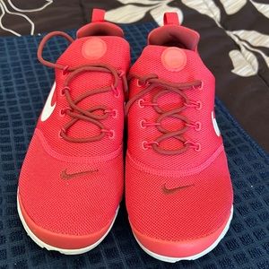 Nike presto fly rose color womens size 6